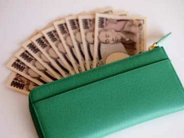 グリーンの財布